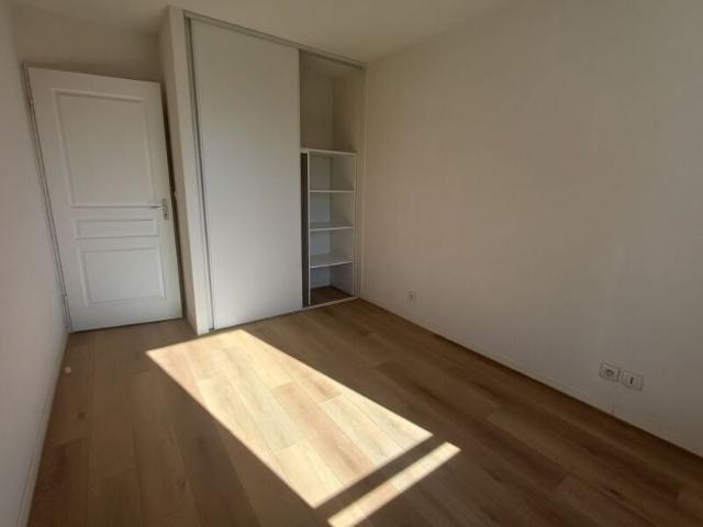 Appartement à louer 3 pièces • Saint Pierre du Mont