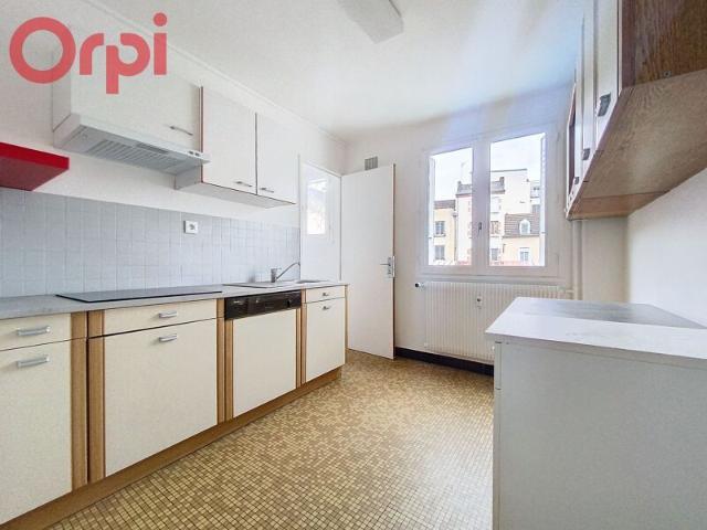 Appartement à louer 3 pièces • Vichy