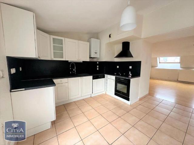 Appartement à louer 3 pièces 100.67m²