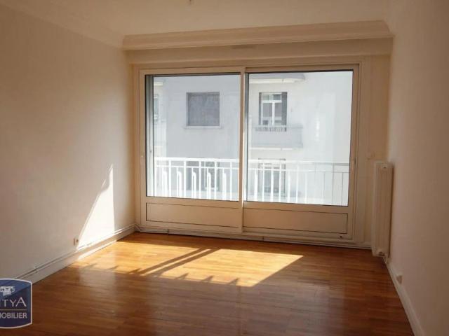 Appartement à louer 3 pièces 101.03m²