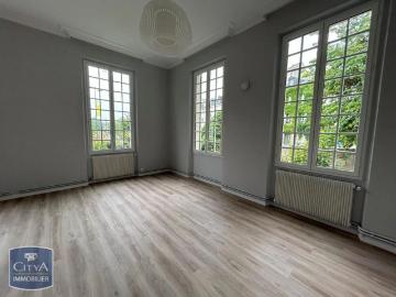 Appartement à louer 3 pièces 107m²