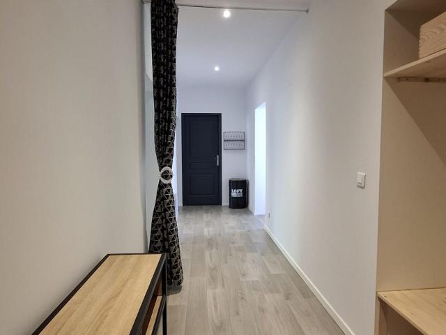 Appartement à louer 3 pièces 109,98 m