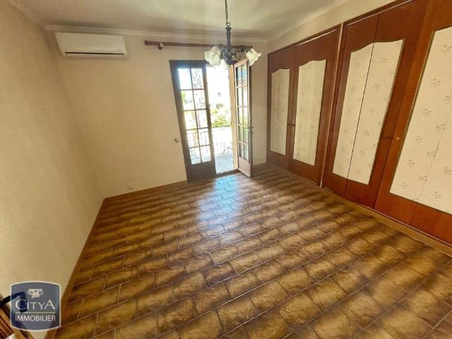 Appartement à louer 3 pièces 112m²