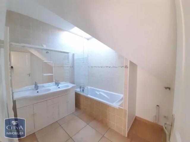 Appartement à louer 3 pièces 45.27m²