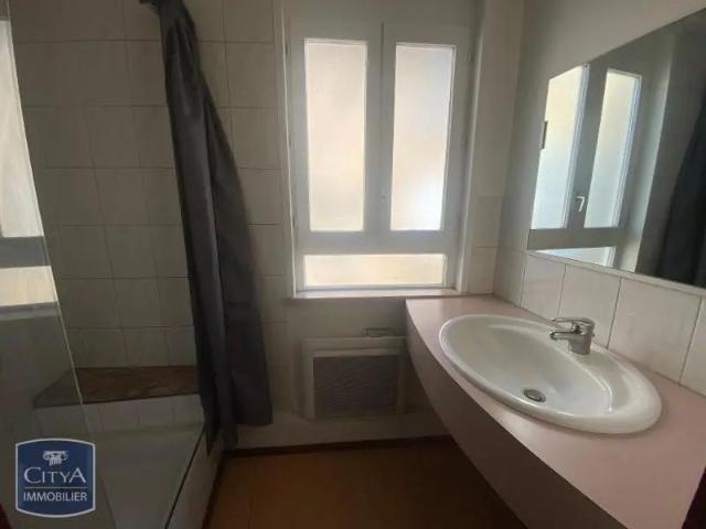 Appartement à louer 3 pièces 47.82m²