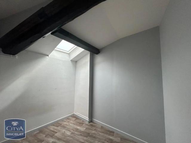 Appartement à louer 3 pièces 48.02m²