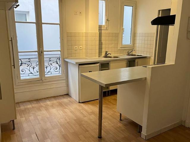 Appartement à louer 3 pièces • 43,85 m 2 Paris 11