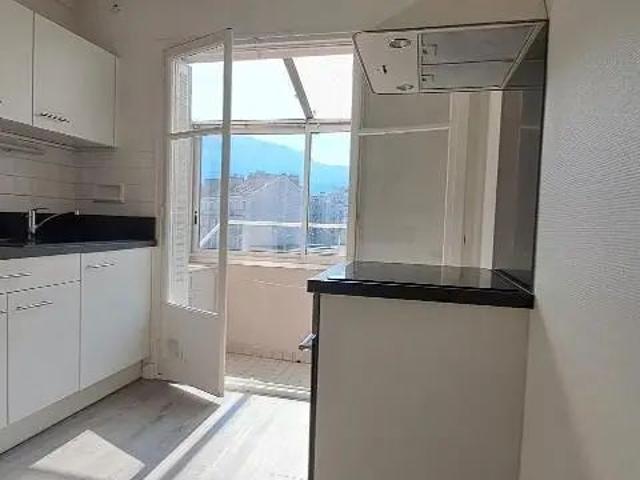 Appartement à louer 3 pièces 54.45m²