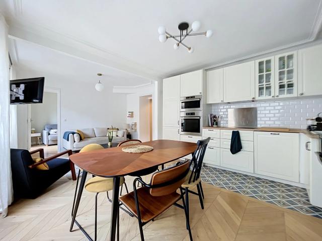 Appartement à louer 3 pièces 54,43 m² | Paris 75009 | 2 500 € | Junot
