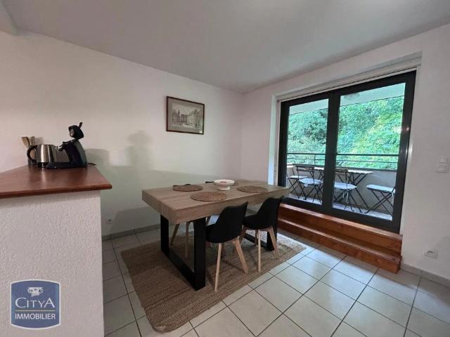 Appartement à louer 3 pièces 55.59m²
