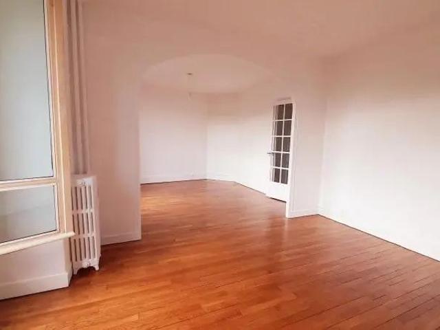 Appartement à louer 3 pièces 56.07m²