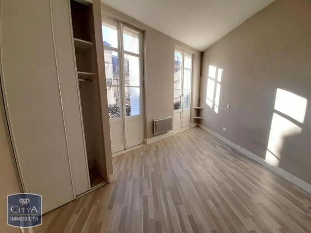 Appartement à louer 3 pièces 56.2m²