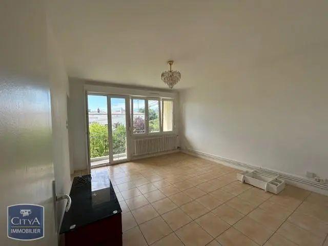 Appartement à louer 3 pièces 56.52m²