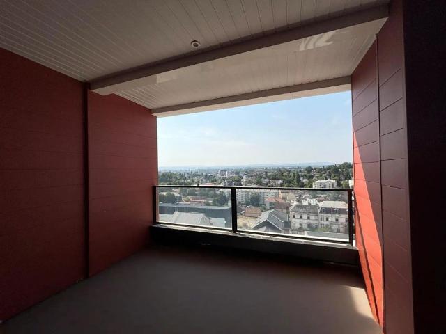 Appartement à louer 3 pièces 56.65m²