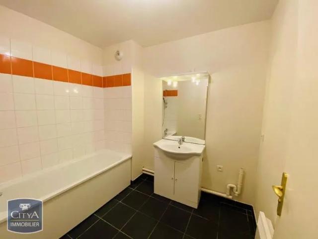 Appartement à louer 3 pièces 56.65m²