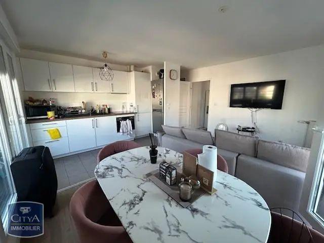 Appartement à louer 3 pièces 56.9m²
