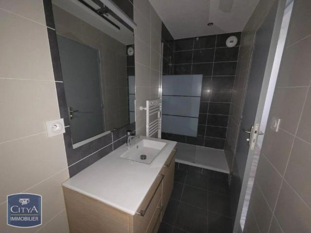 Appartement à louer 3 pièces 57.37m²