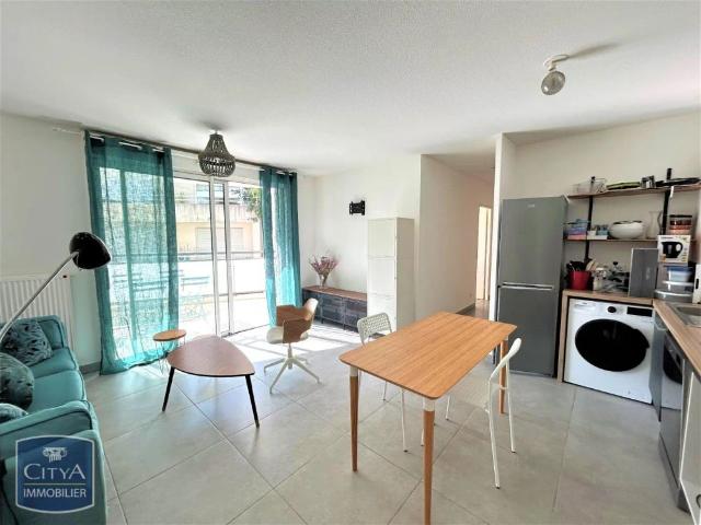 Appartement à louer 3 pièces 57.3m²