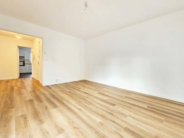 Appartement à louer 3 pièces • 58,16 m 2 Vanves