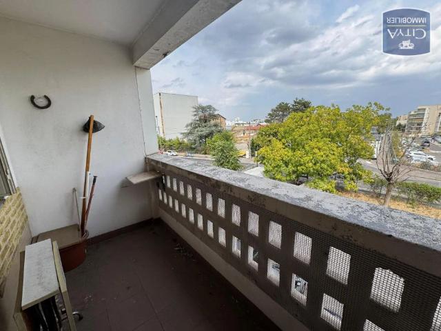 Appartement à louer 3 pièces 58.3m²