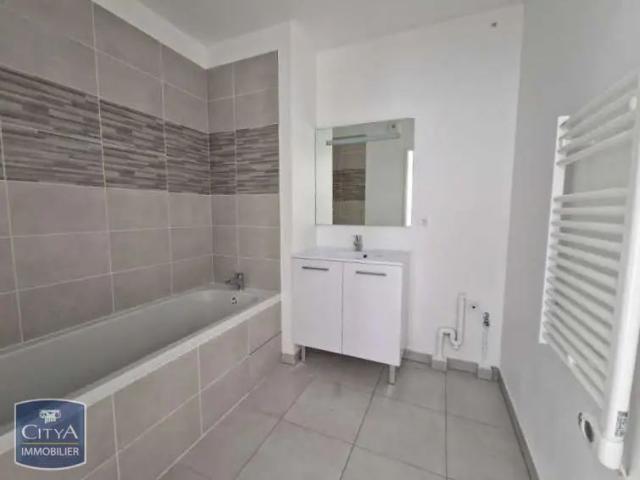 Appartement à louer 3 pièces 58.6m²