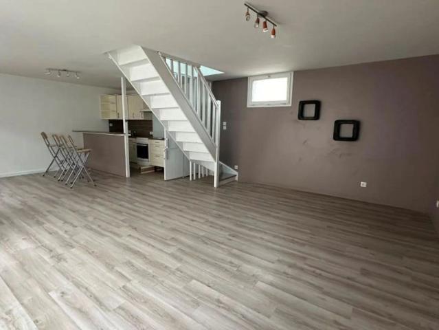 Appartement à louer 3 pièces 58m²
