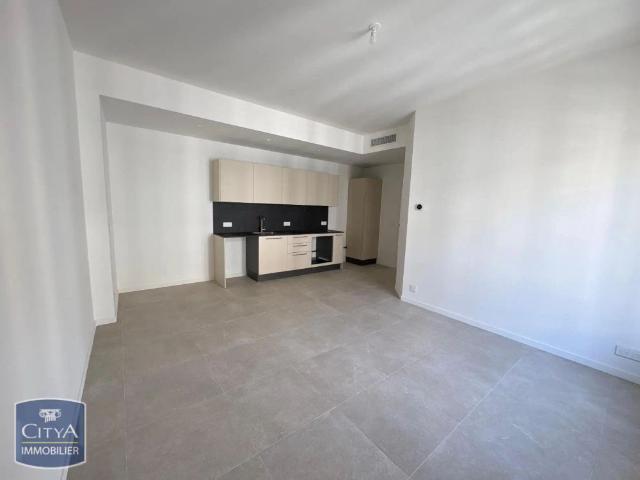 Appartement à louer 3 pièces 59.5m²