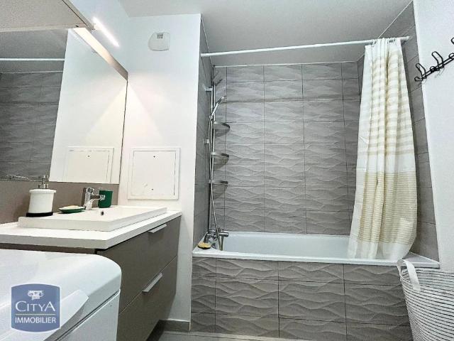 Appartement à louer 3 pièces 59.61m²