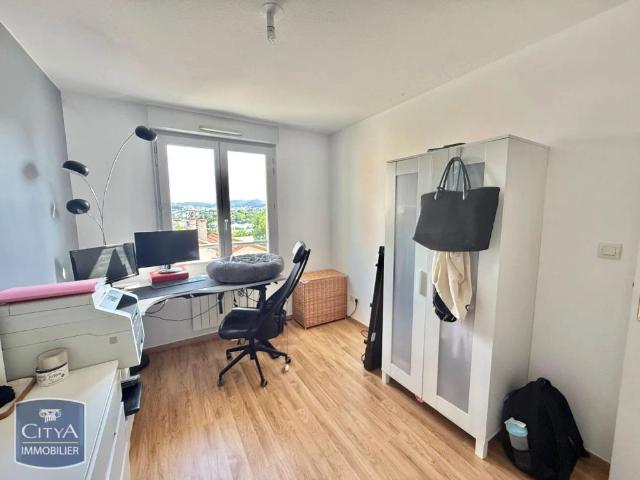 Appartement à louer 3 pièces 59.98m²