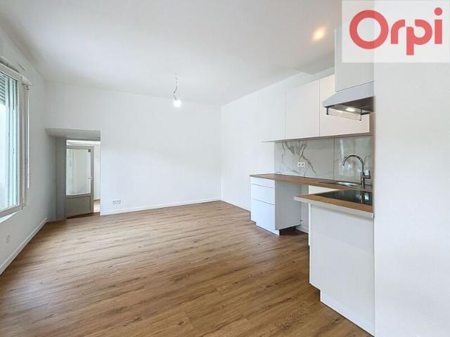 Appartement à louer 3 pièces • 51,09 m2 Choisy le Roi