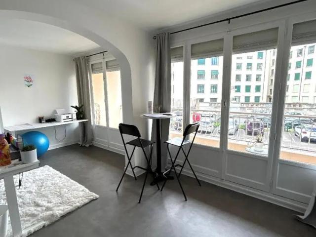 Appartement à louer 3 pièces 52.12m²