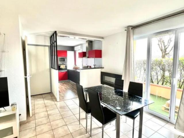 Appartement à louer 3 pièces 53.55m²