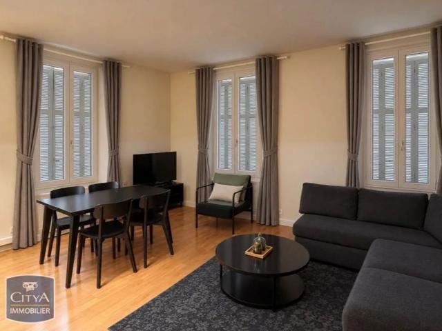Appartement à louer 3 pièces 53.96m²