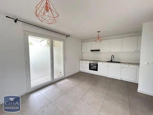 Appartement à louer 3 pièces 53m²