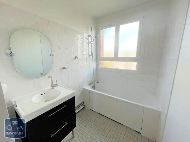 Appartement à louer 3 pièces 64.38m²