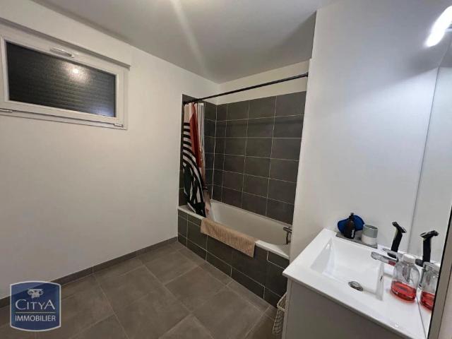 Appartement à louer 3 pièces 64.85m²