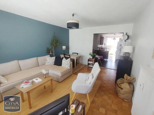 Appartement à louer 3 pièces 64.94m²