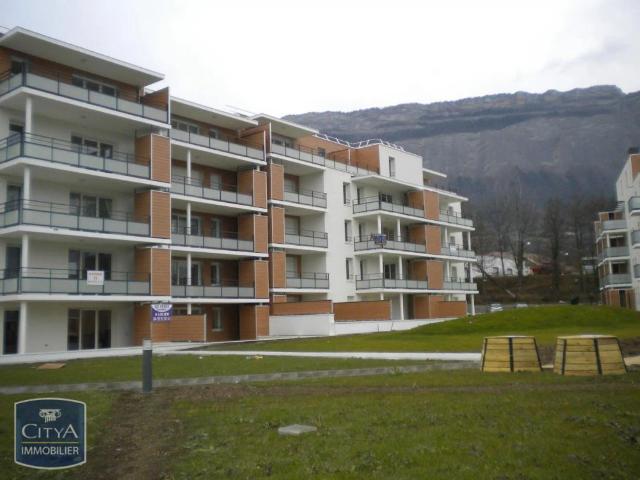 Appartement à louer 3 pièces 64.95m²