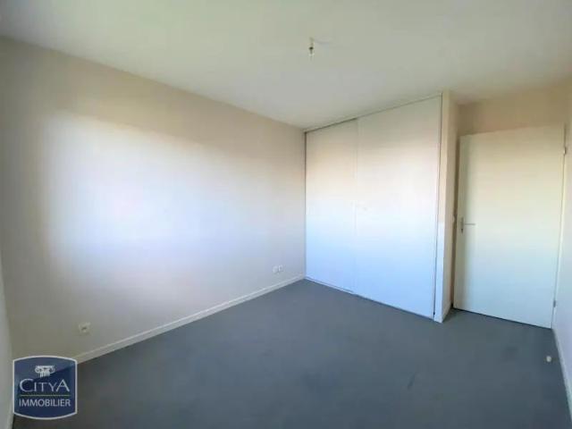 Appartement à louer 3 pièces 64m²