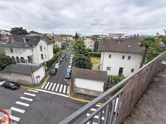 Appartement à louer 3 pièces 65 m