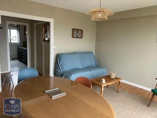 Appartement à louer 3 pièces 65.12m²