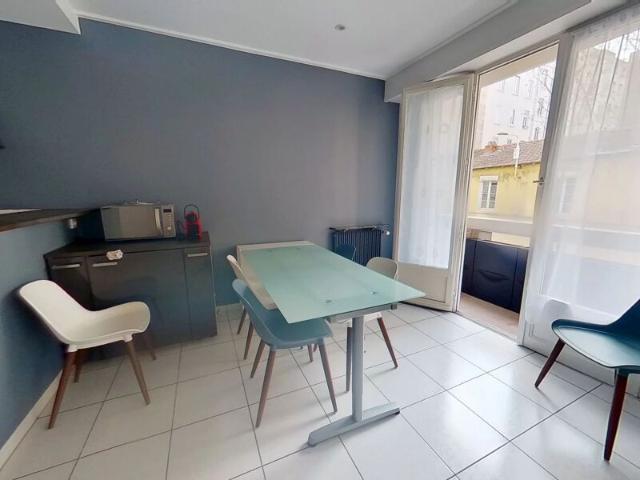 Appartement à louer 3 pièces • 65,35 m2 Lyon 6