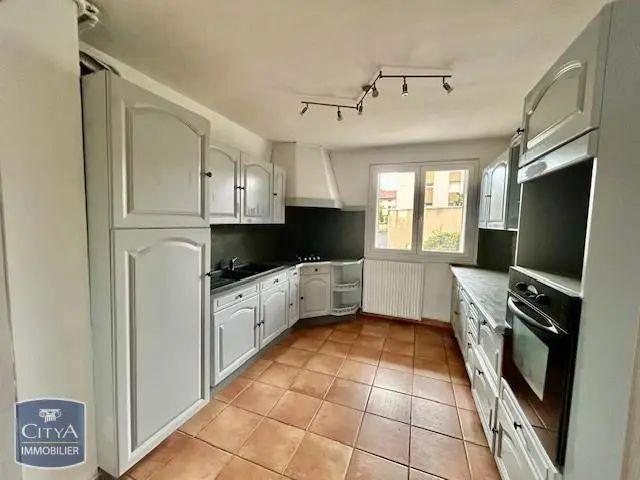 Appartement à louer 3 pièces 65.42m²