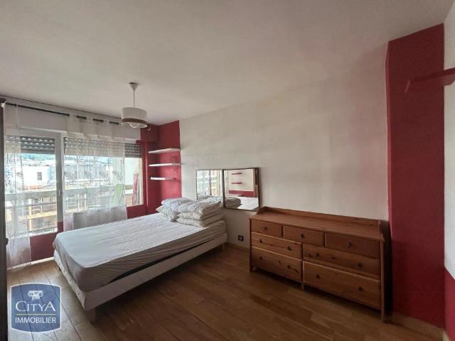 Appartement à louer 3 pièces 65.95m²