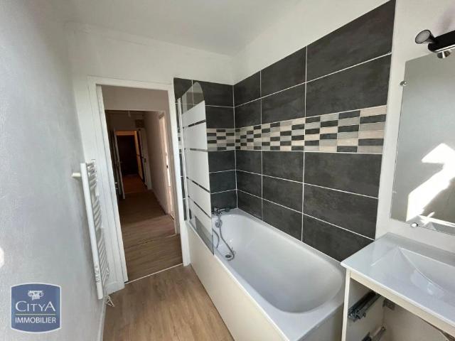 Appartement à louer 3 pièces 66.13m²