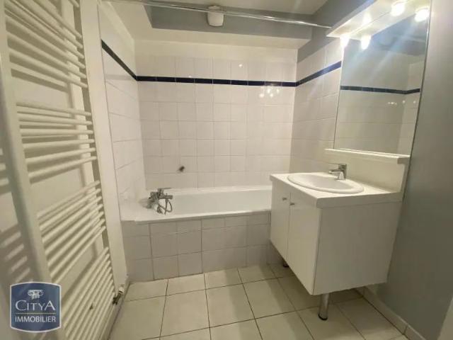 Appartement à louer 3 pièces 66.54m²
