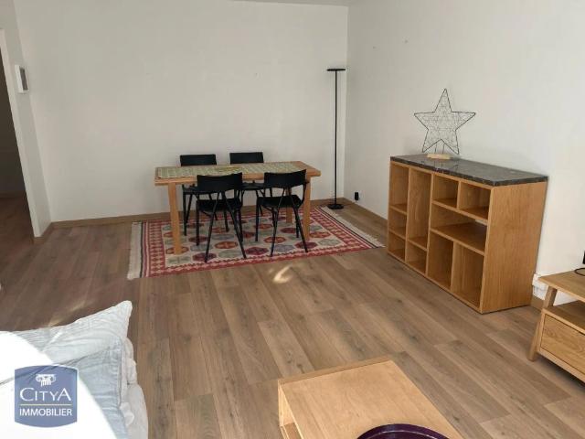 Appartement à louer 3 pièces 66.58m²