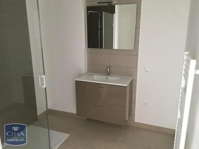Appartement à louer 3 pièces 66.68m²