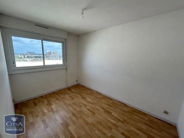 Appartement à louer 3 pièces 66.6m²