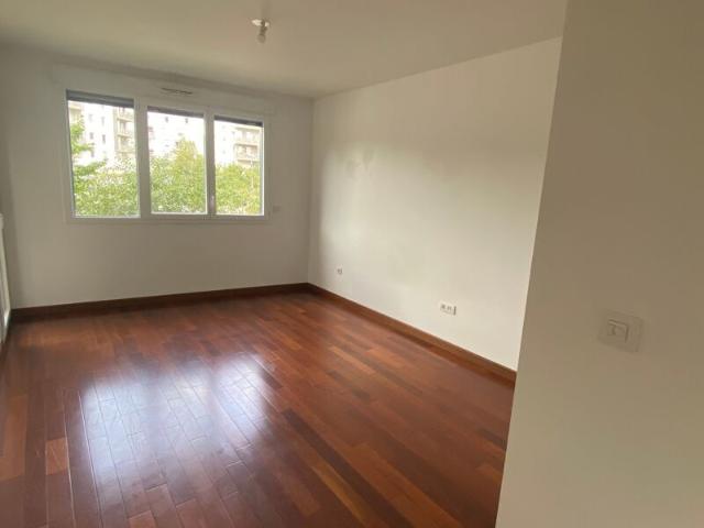 Appartement à louer 3 pièces • 67,16 m2 Issy les Moulineaux
